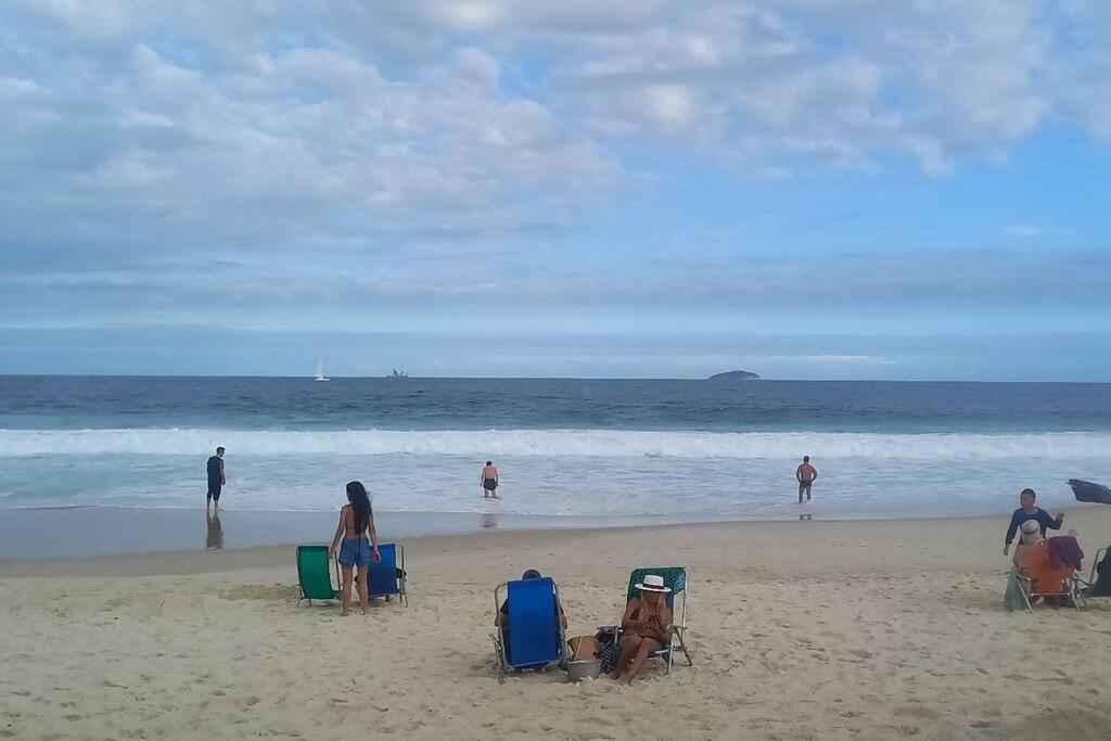 Apartamento Em Copacabana A 100 Metros Da Praia Ріо-де-Жанейро Екстер'єр фото