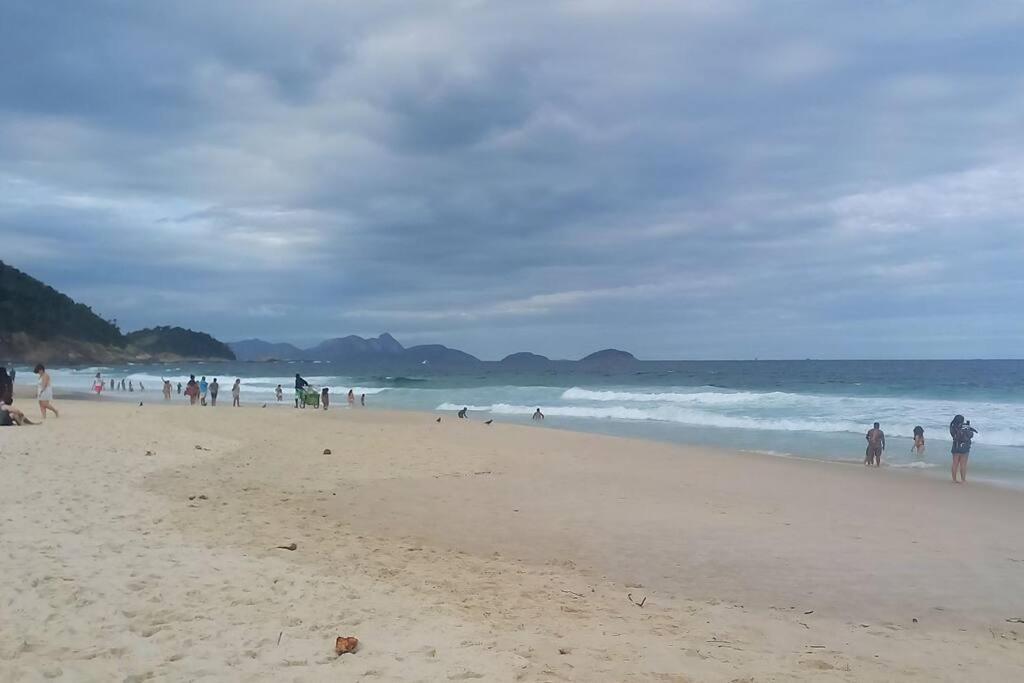 Apartamento Em Copacabana A 100 Metros Da Praia Ріо-де-Жанейро Екстер'єр фото