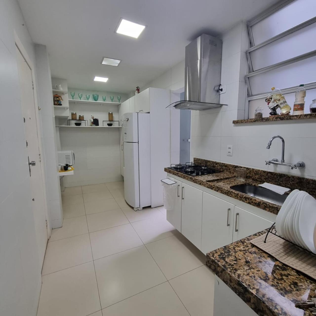 Apartamento Em Copacabana A 100 Metros Da Praia Ріо-де-Жанейро Екстер'єр фото